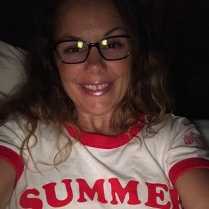 Meet your Posher, Leslie